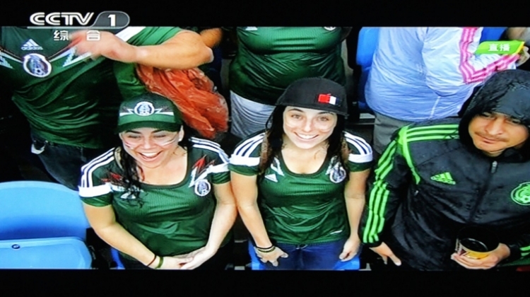 DSC00143_.jpg